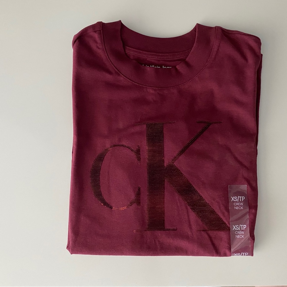 Calvin Klein Maroon T-Shirt